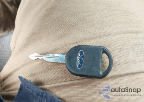 2001 Ford Ranger Xl/Xlt from USA, damaged, VIN 1FTYR10D01TB04747